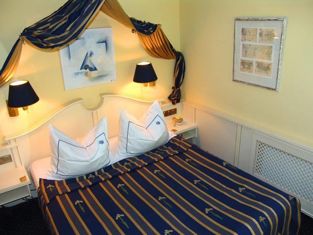Coellner Hof Отель 3*